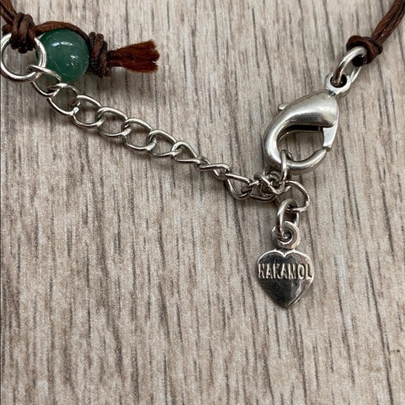 Green Natural Stone & Glass Necklace - Picture 2 of 4